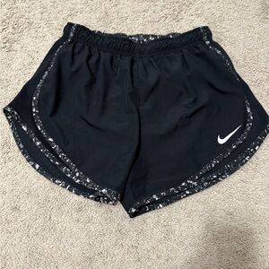 Nike Dri Fit shorts Size M